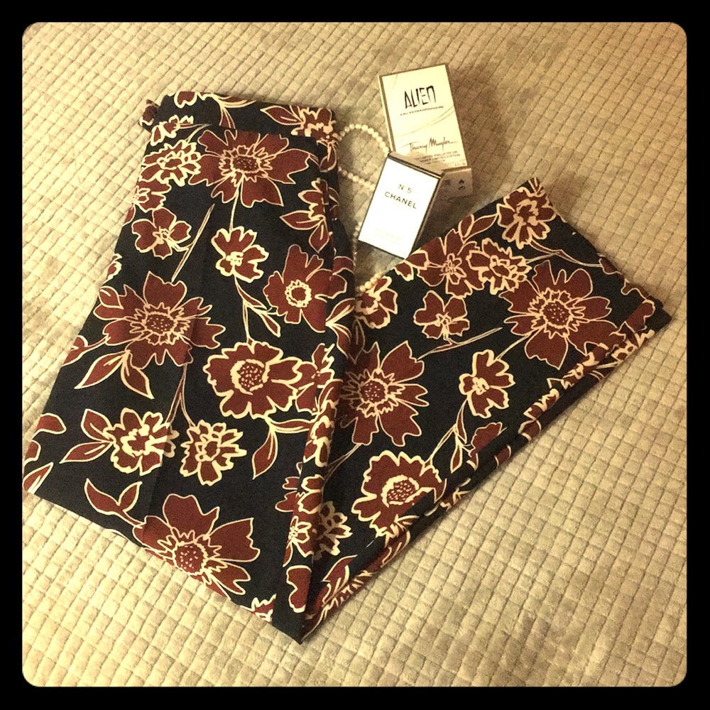 🎀 Zara floral pants 🎀